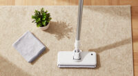 How to Use a Steam Mop on Carpet With a Glider